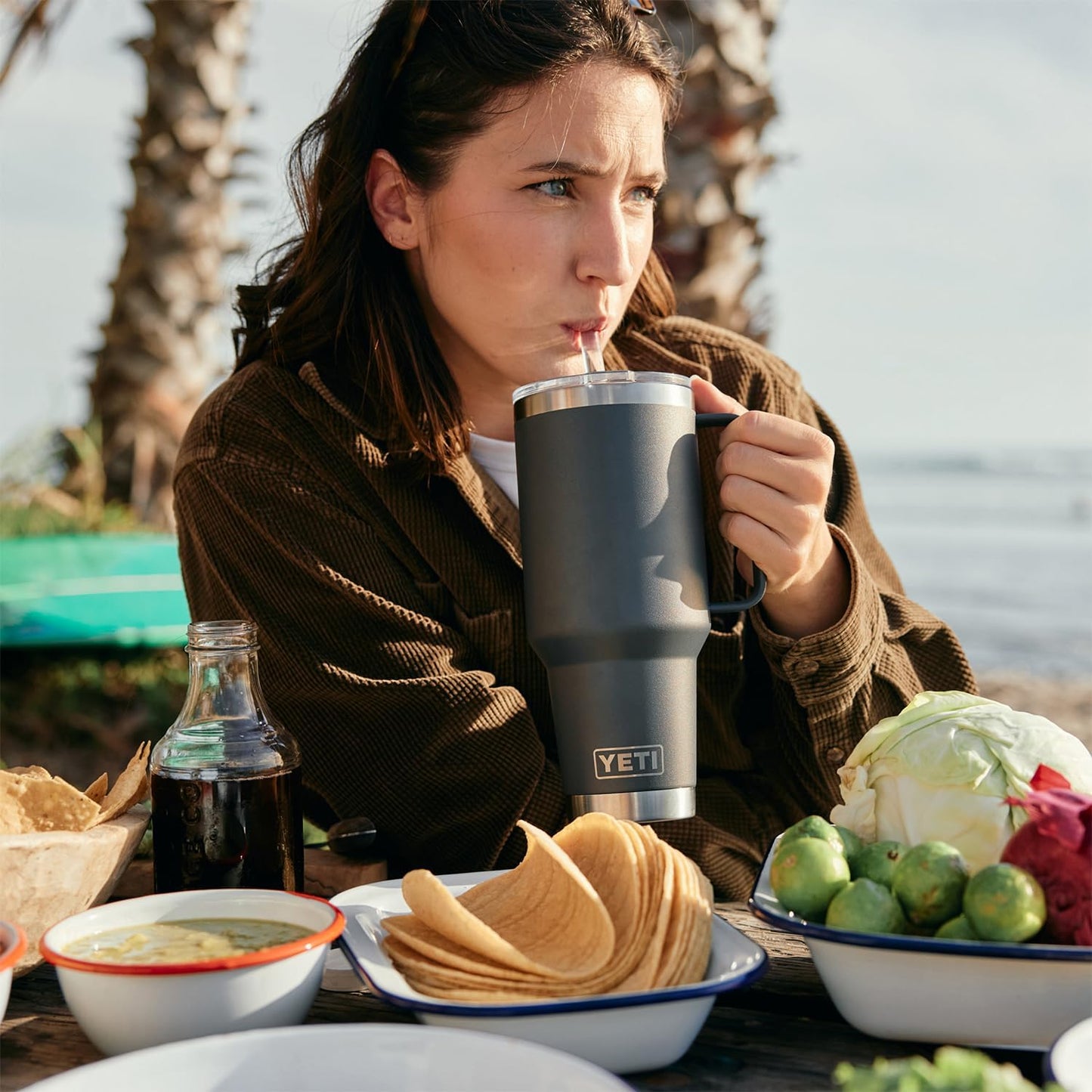 YETI Rambler 42 oz Tumbler with Handle and Straw Lid, Travel Mug Water Tumbler, Vacuum Insulated Cup with Handle, Stainless Steel, Cape Taupe