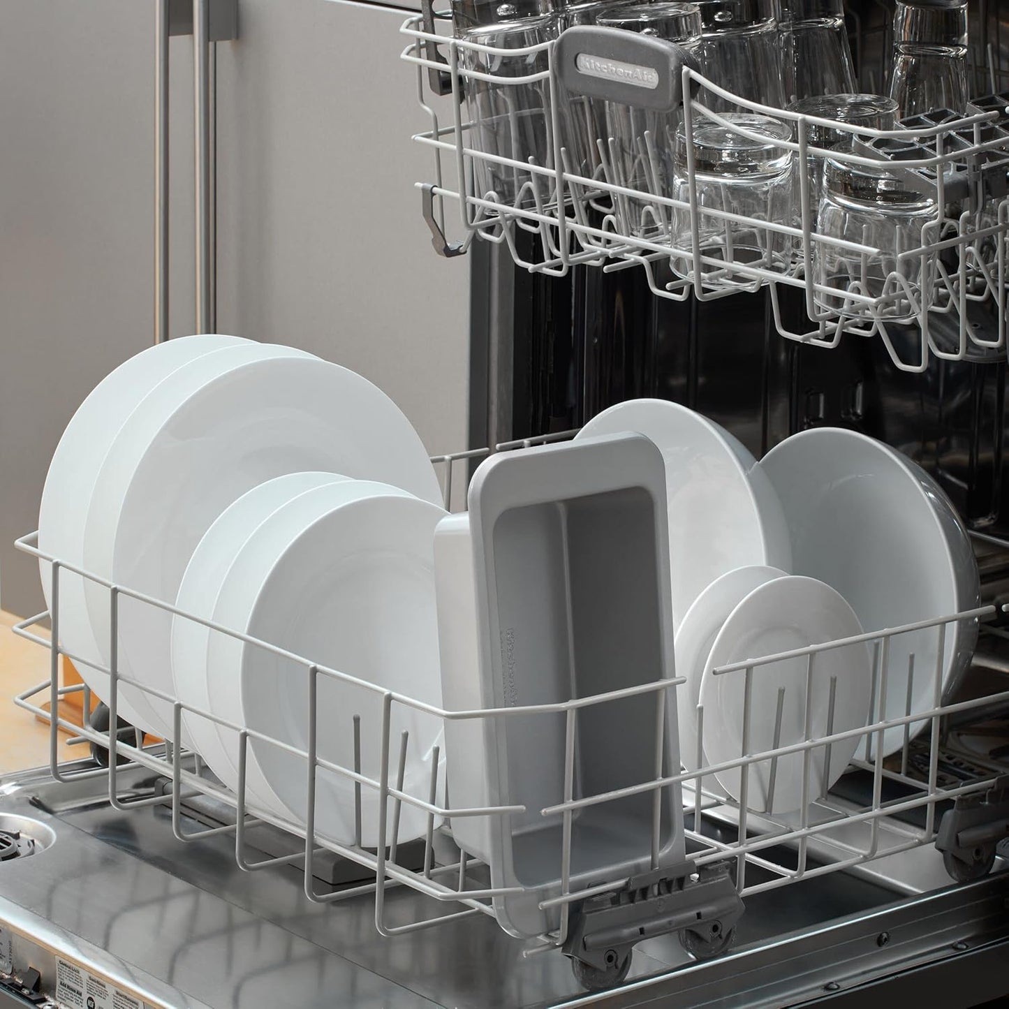 KitchenAid 9x5in Nonstick Aluminized Steel Loaf Pan, Silver