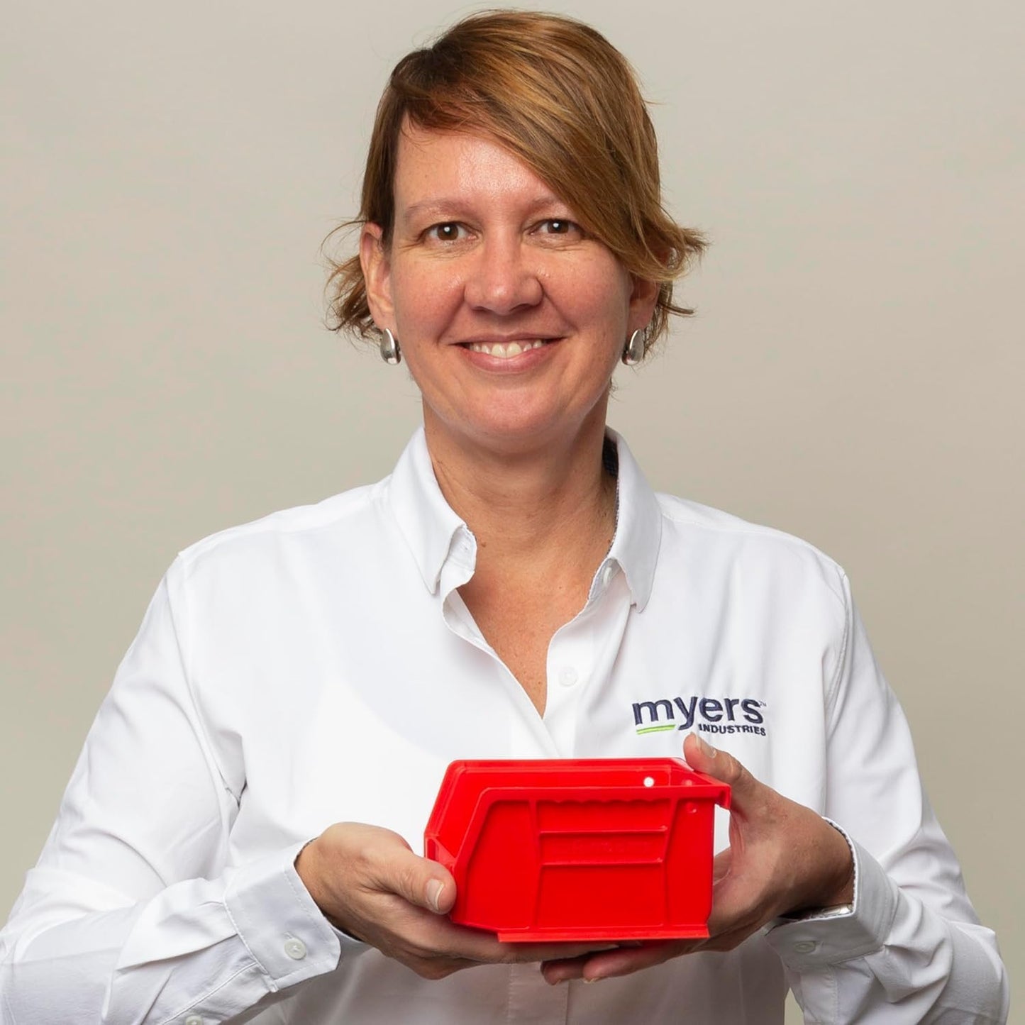 Akro-Mils 30210 AkroBins Plastic Storage Bins, Space-Saving Stackable for Garage, Pantry, Craft Organization, 5 x 4 x 3-Inch, Grey, 6-Pack