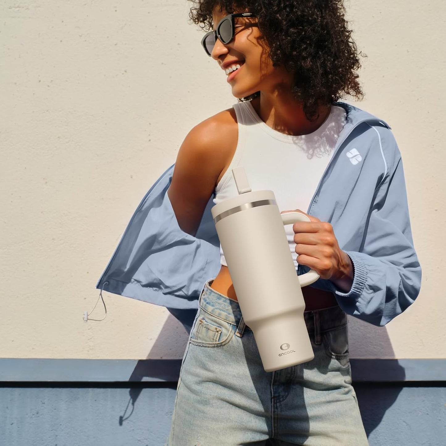 32 oz Tumbler with Handle and Straw: Stainless Steel Insulated Tumbler Keeps Cold for 24 Hours, Leakproof Travel Cup Fits in Cup Holder and BPA-Free, Cream Moon