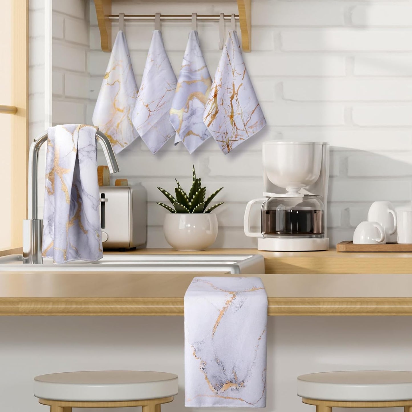 Boyiee Set of 6 Marble Kitchen Towels Gold Dish Towels Absorbent Stylish Marble Tea Towels 24 x 16 Inches Modern Hand Towels Housewarming Gifts for Farmhouse Kitchen Bathroom Decorations