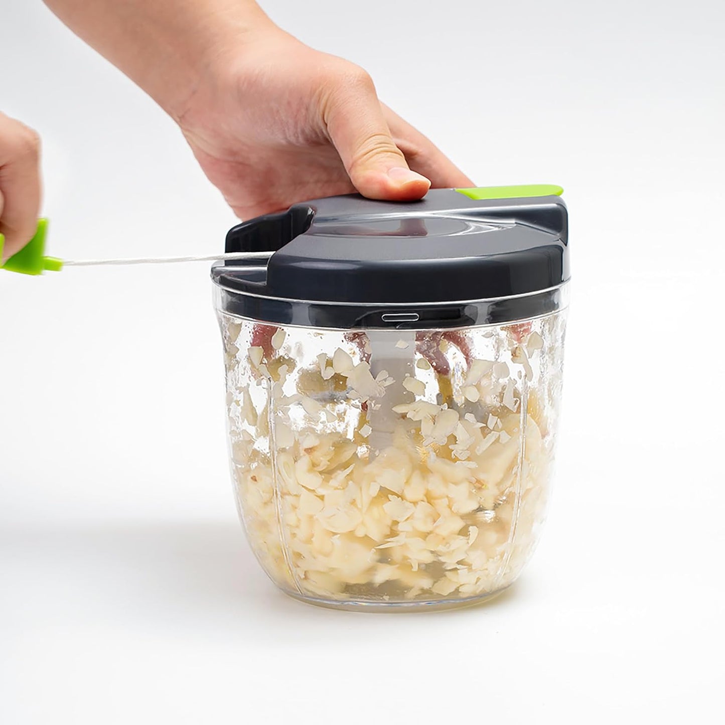 Manual Food Processors & Chopper with Cover and Handle, Manual Onion Chopper Slicer Cutter, Vegetable Chopper, Suitable for Garlic Carrots Onions Peppers Fruits Mincing.（900ML）