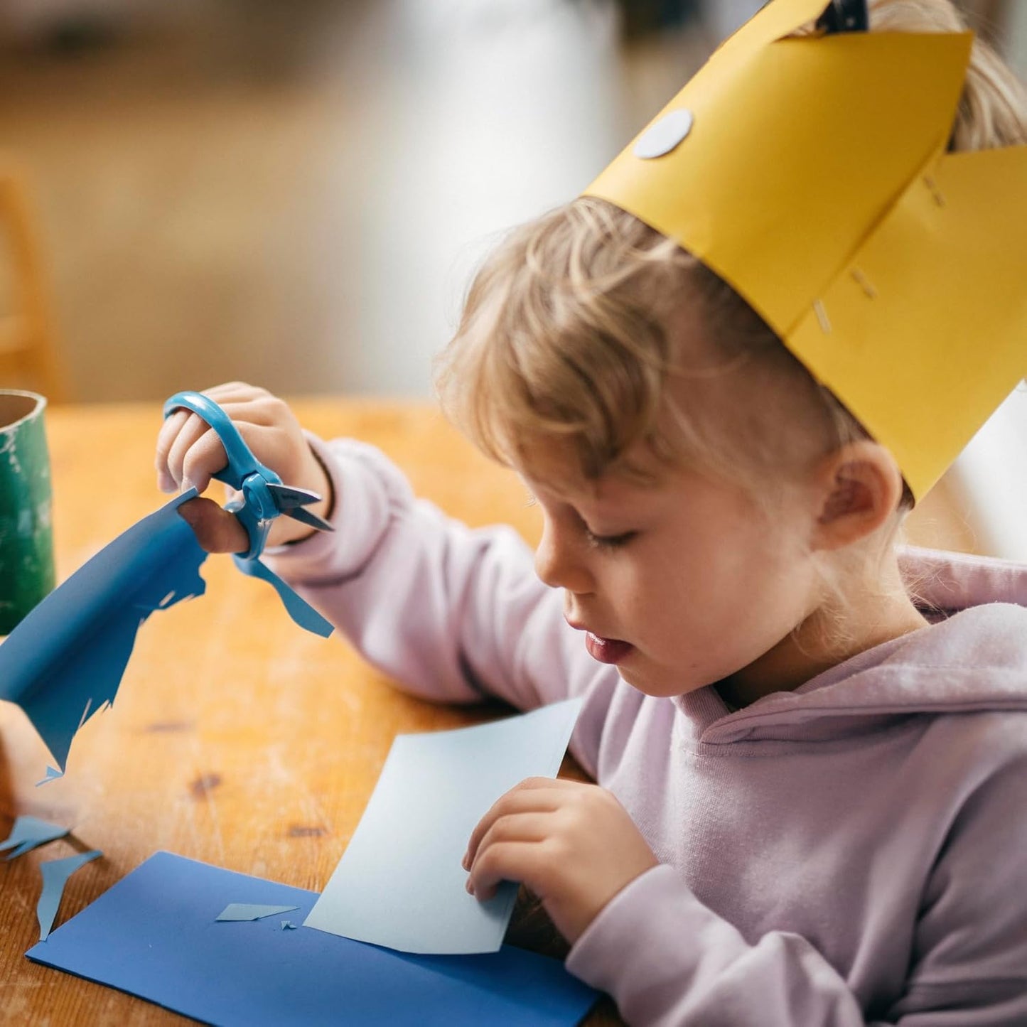 Fiskars 5" Pointed-Tip Scissors for Kids 4+ - Scissors for School or Crafting - Back to School Supplies - Color May Vary