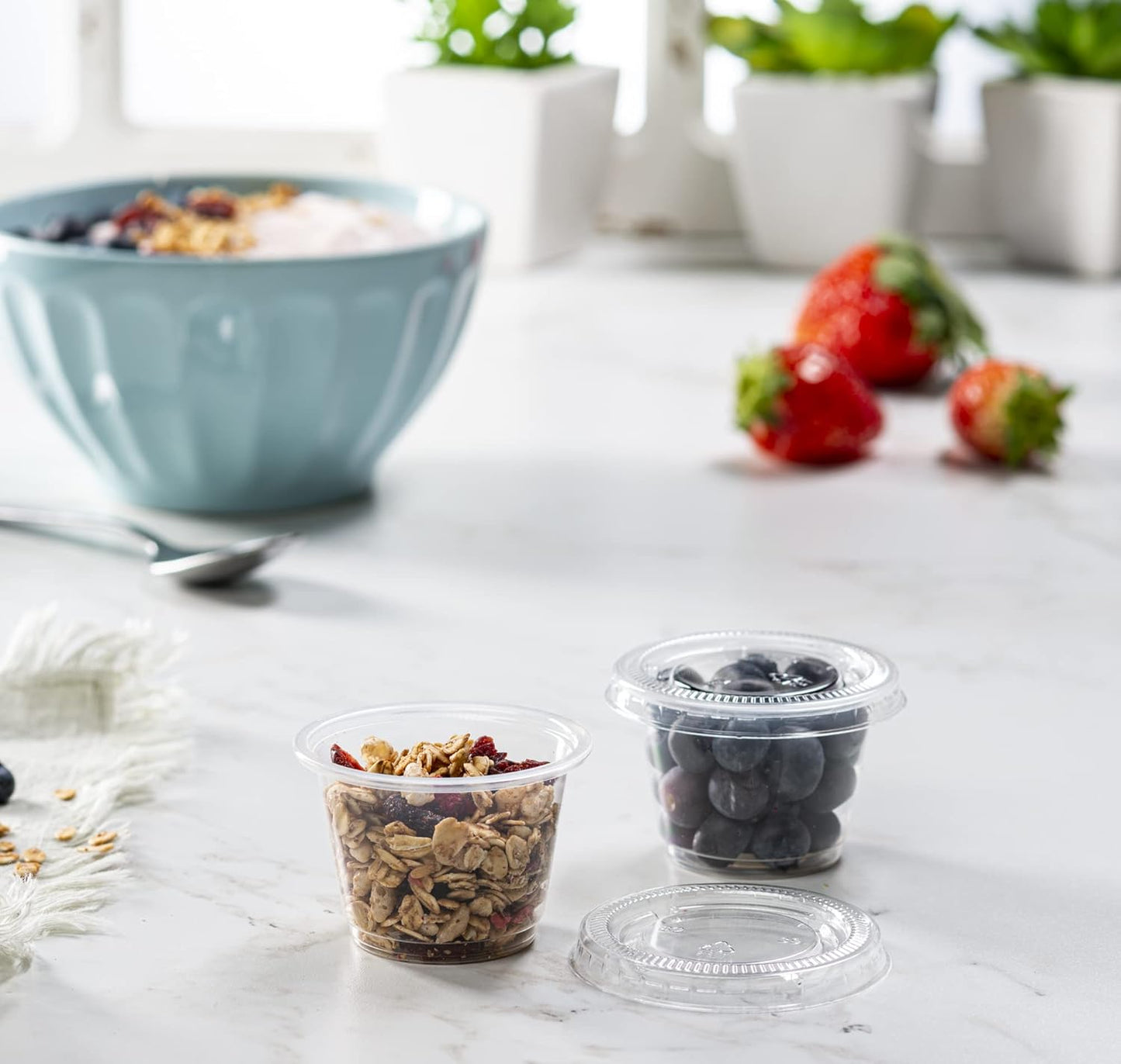 {2.5 oz - 100 Sets} Clear Diposable Plastic Portion Cups With Lids, Small Mini Containers For Portion Controll, Jello Shots, Meal Prep, Sauce Cups, Slime, Condiments, Medicine, Dressings, Crafts, Disposable Souffle Cups & Much more