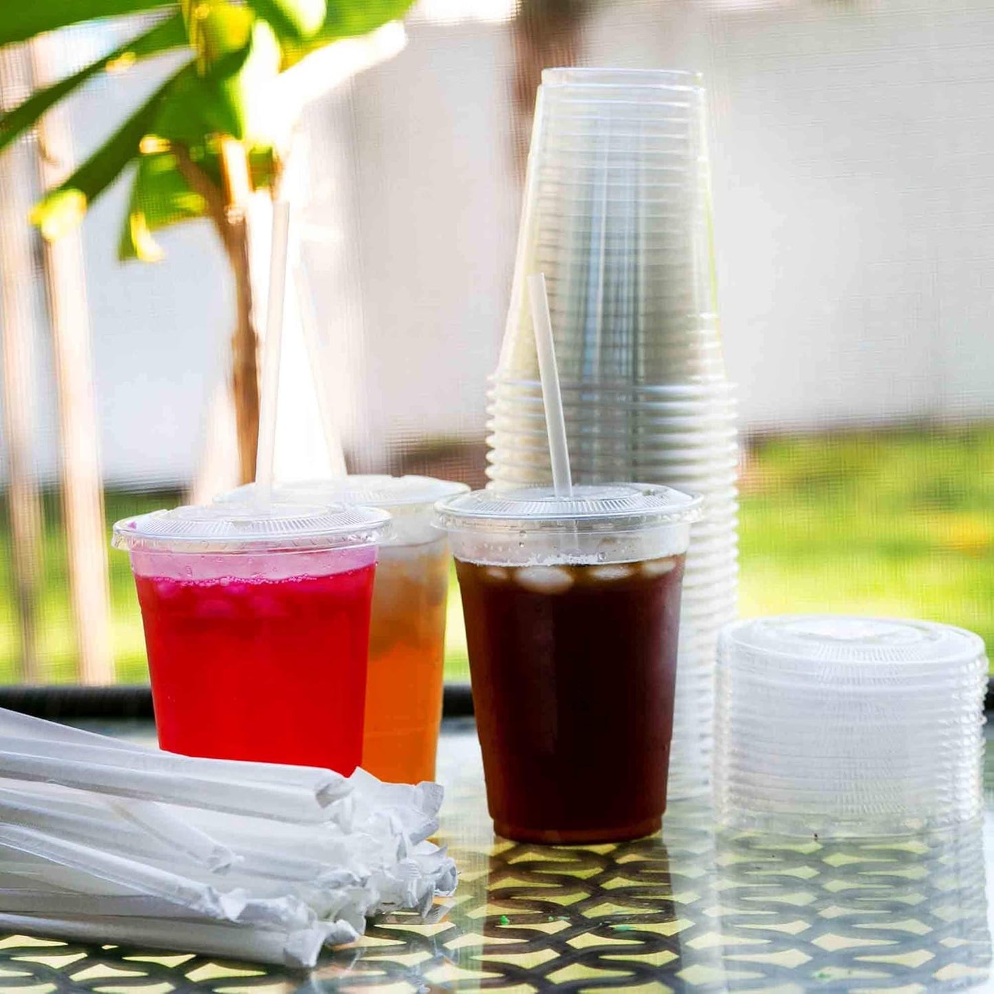 SafeWare Disposable 24oz Clear Plastic Cups with Flat Lids and Straws 400 Sets (4 box of 100)