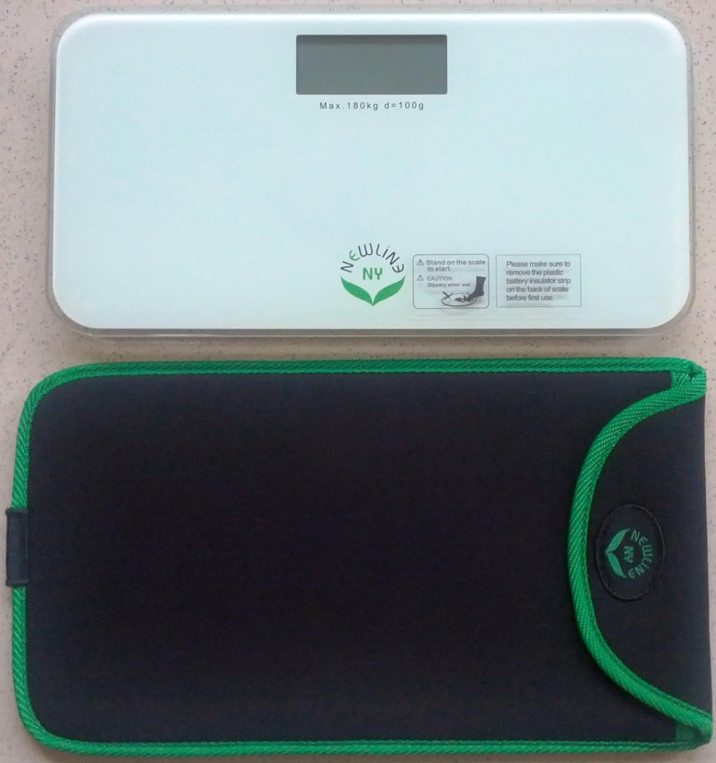 NewlineNY White Mini Bathroom Scale with Travel Protection Case SBB0722M-WH + NYMSS101BG