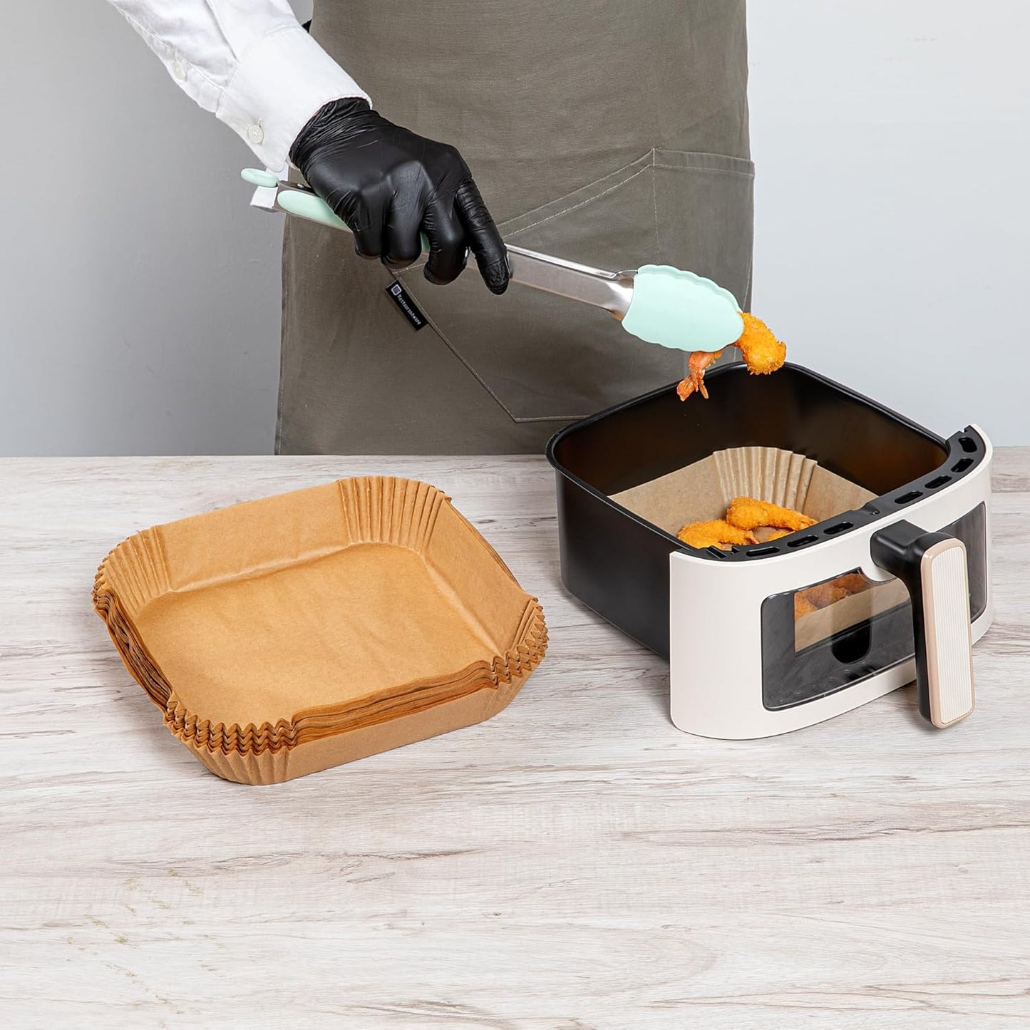 Restaurantware-Pastry Tek 8.1 x 8.1 x 1.8 Inch Air Fryer Liners, 100 Square Air Fryer Baskets - No-Stick Silicone Coating, Unbleached, Food-Grade Paper Liners, For Steamer, Microwave, Oven, Fry Pan