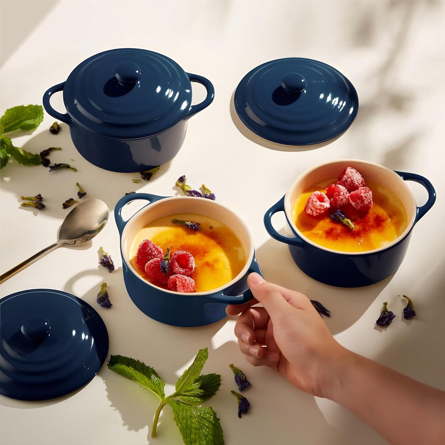 Kook Ceramic Mini Cocotte Set, Small Casserole Dishes with Lids and Handles, Individual Baking Ramekins, Oven, Microwave & Dishwasher Safe, Stoneware, 12 oz, Set of 4 (Navy)