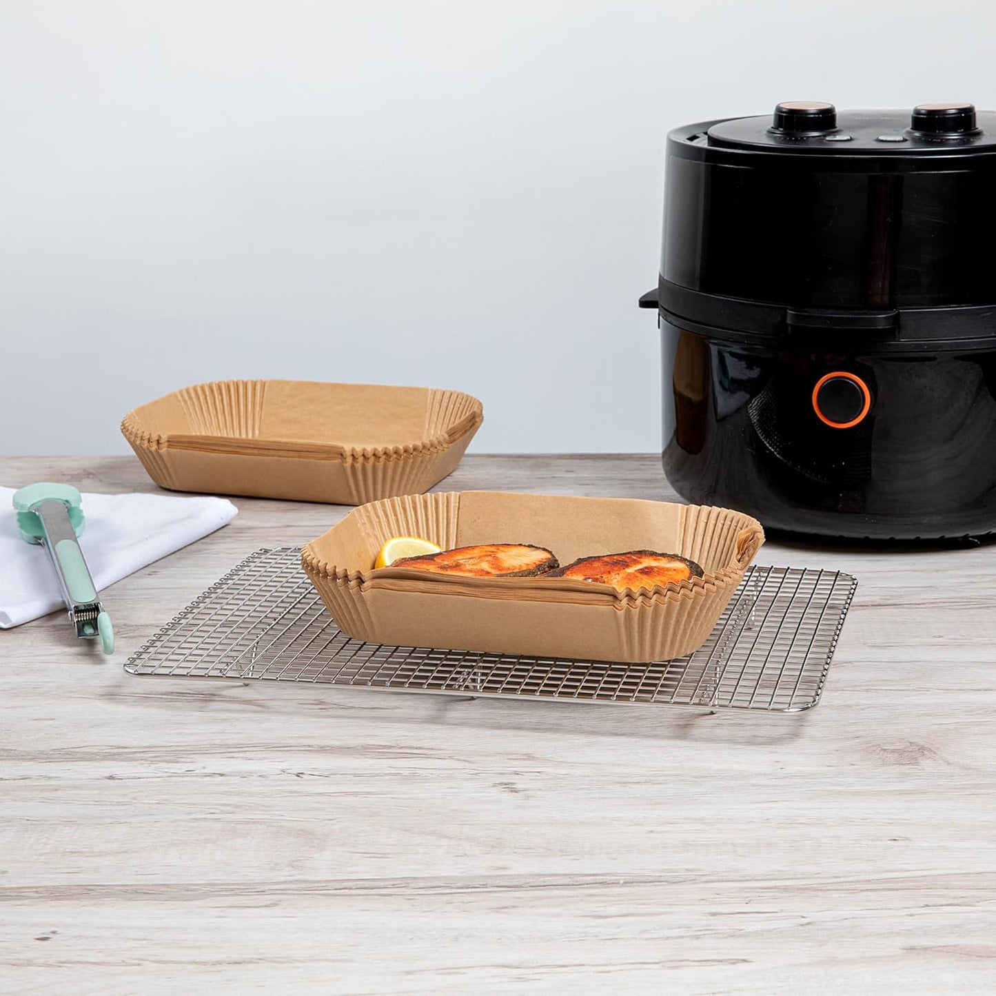 Restaurantware-Pastry Tek 8.1 x 5.5 x 1.8 Inch Air Fryer Liners, 100 Rectangle Air Fryer Baskets - No-Stick Silicone Coating, Unbleached, Food-Grade Paper Liners, For Steamer, Microwave, Oven