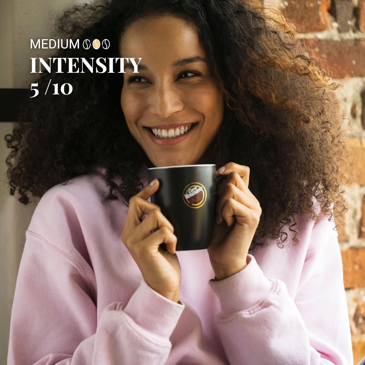 Caffe Vergnano 1882 Antica Bottega Whole Bean Arabica Medium Roast Espresso, 2.2 lbs Bag - Italian Coffee Beans with notes of Chocolate, Nuts & Caramel, Intensity 5/10-1000g Bag (2 Pack)