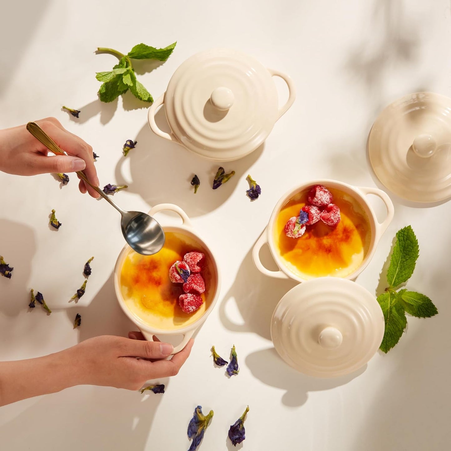 Kook Ceramic Mini Cocotte Set, Small Casserole Dishes with Lids and Handles, Individual Baking Ramekins, Oven, Microwave & Dishwasher Safe, Stoneware, 12 oz, Set of 4 (Ivory)